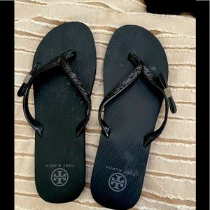 Tory Burch glitter bow flip flop size 10